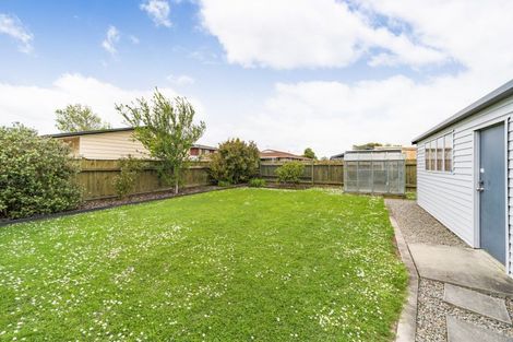 Photo of property in 71 Rhodes Drive, Kelvin Grove, Palmerston North, 4414