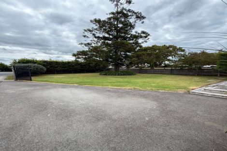 Photo of property in 1/48 Shakespeare Road, Milford, Auckland, 0620