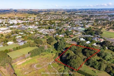 Photo of property in 11 Ron Wyatt Lane, Waiuku, 2123