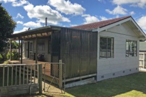 Photo of property in 127 Guy Street, Dannevirke, 4930