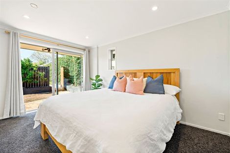 Photo of property in 640a Te Atatu Road, Te Atatu Peninsula, Auckland, 0610