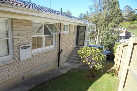 Photo of property in 1/24 Sovereign Place, Glenfield, Auckland, 0629
