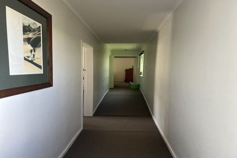 Photo of property in 57 Queens Drive, Lyall Bay, Wellington, 6022