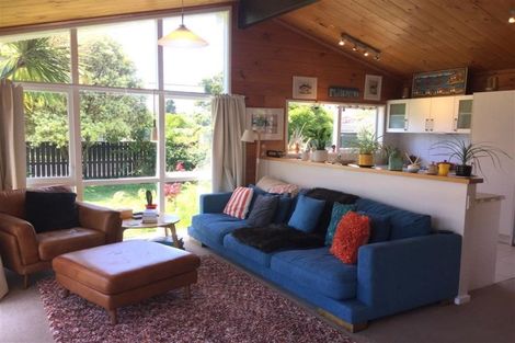 Photo of property in 62 Ngaio Road, Waikanae, 5036