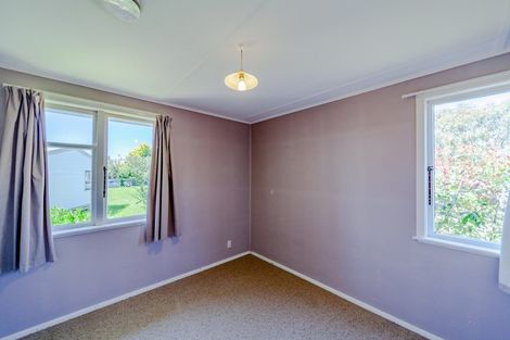 Photo of property in 15 Porritt Place, Waipukurau, 4200