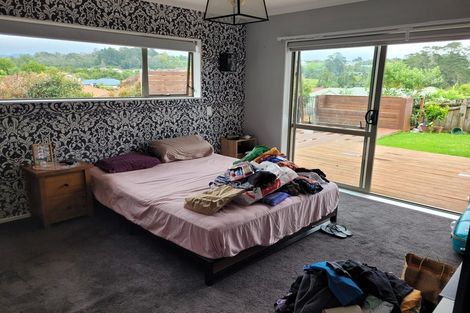 Photo of property in 17 Fleetwood Drive, Henderson, Auckland, 0612