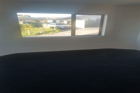 Photo of property in 3 Makora Road, Massey, Auckland, 0614