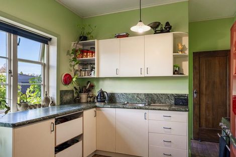 Photo of property in 28 Nuffield Avenue, Marewa, Napier, 4110