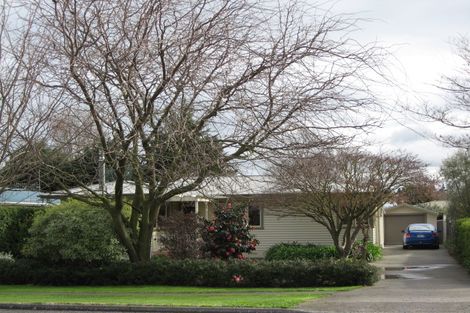 Photo of property in 74 Te Aute Road, Havelock North, 4130