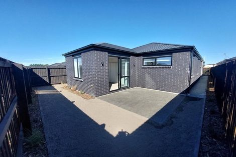Photo of property in 28 Llew Summers Street, Belfast, 8051