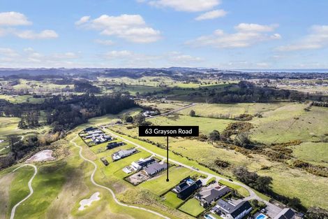 Photo of property in 63 Grayson Road, Wainui, 0992