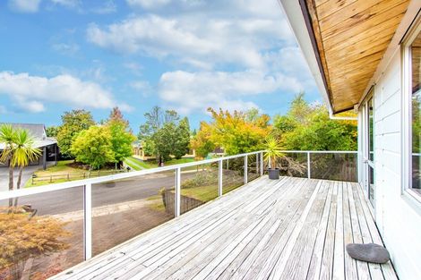 Photo of property in 4 Icarus Place, Sunnybrook, Rotorua, 3015