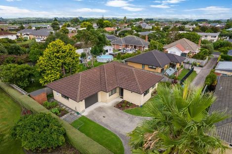 Photo of property in 9b Owens Road, Waiuku, 2123