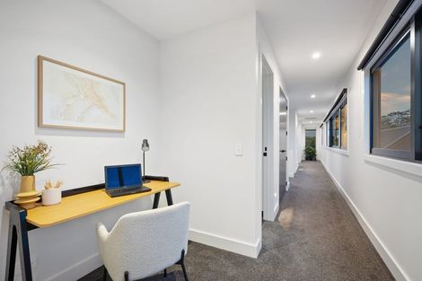 Photo of property in 9 Ridgelea Road, Long Bay, 0792