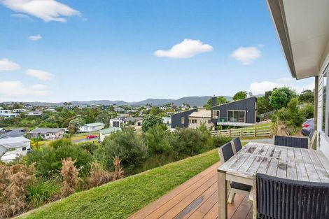 Photo of property in 30 Kanuka Place, Mangawhai Heads, Mangawhai, 0505