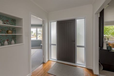 Photo of property in 11 Duke Street, Levin, 5510