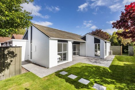 Photo of property in 34 Greers Road, Burnside, Christchurch, 8041