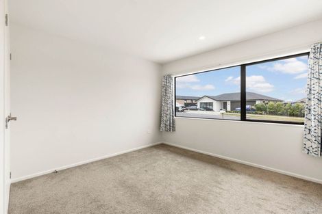 Photo of property in 6 Rere Awa Road, Glenbrook, 2681