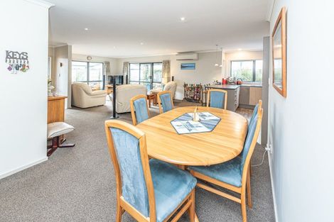 Photo of property in Caversham Park, 6/7 Caversham Road, Westmere, Whanganui, 4501