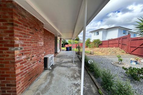 Photo of property in 203 Don Buck Road, Massey, Auckland, 0614