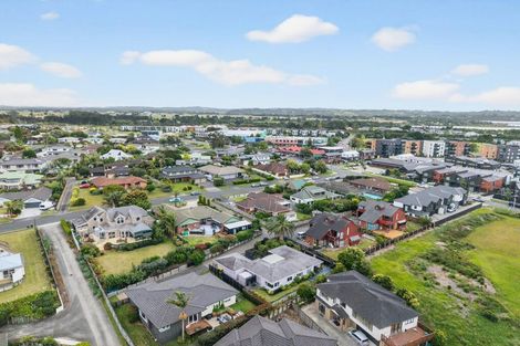Photo of property in 1/12 Bannings Way, Hobsonville, Auckland, 0618