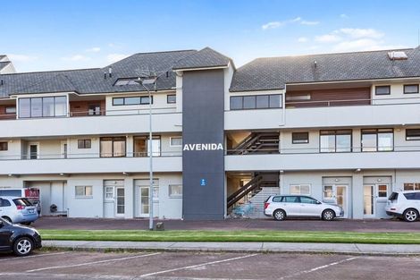 Photo of property in 40 Maunganui Road, Mount Maunganui, 3116