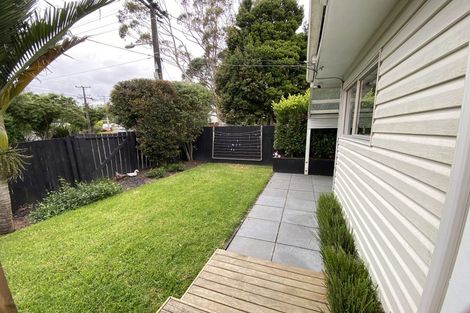 Photo of property in 1/38 Aeroview Drive, Beach Haven, Auckland, 0626