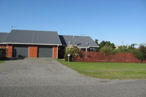 Photo of property in 8a Halkett Street, Darfield, 7510