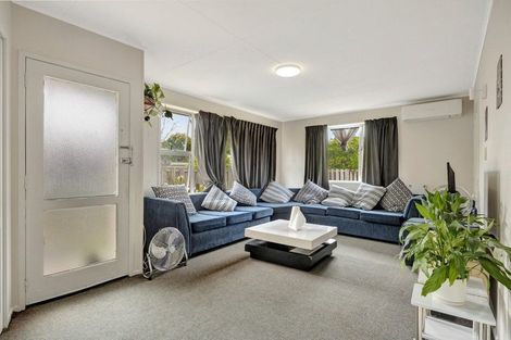 Photo of property in 10 Lovelock Place, Chartwell, Hamilton, 3210