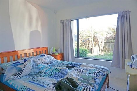 Photo of property in 43 Rathmar Drive, Manurewa, Auckland, 2105