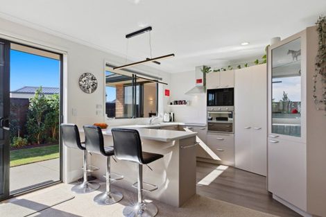 Photo of property in 38 Atlantic Close, Papamoa Beach, Papamoa, 3118