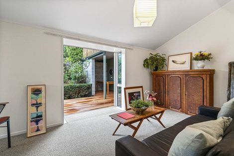 Photo of property in 1082 Sandspit Road, Sandspit, Warkworth, 0982