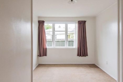 Photo of property in 56 Hastings Street, Southbridge, 7602