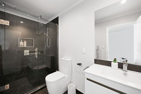 Photo of property in 2/59 Montgomery Crescent, Bader, Hamilton, 3206