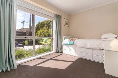 Photo of property in 24 Wyndham Street, Papanui, Christchurch, 8053