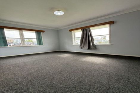 Photo of property in 60 Orams Road, Hillpark, Auckland, 2102