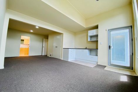 Photo of property in 42 Kokako Rise, Papakura, 2110