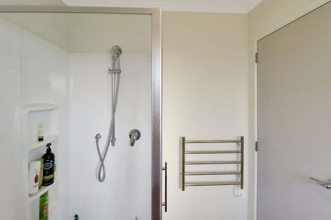 Photo of property in 11 Shearwater Lane, Whitby, Porirua, 5024