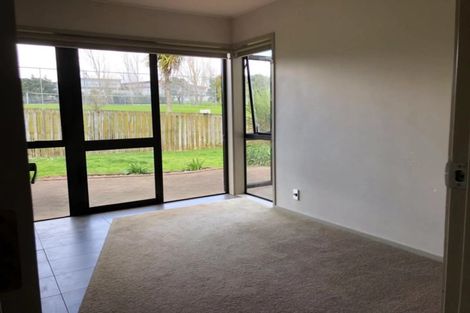Photo of property in 30 Meadowland Drive, Somerville, Auckland, 2014