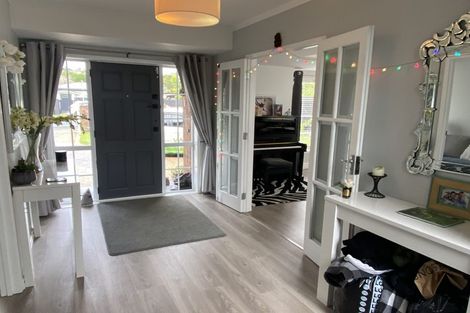 Photo of property in 73 Glenvar Road, Torbay, Auckland, 0630