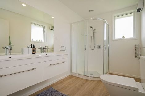 Photo of property in 18 Sanctuary Cove, Pauanui, Hikuai, 3579