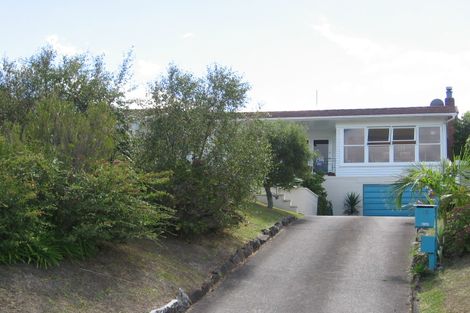 Photo of property in 13 Jellicoe Road, Murrays Bay, Auckland, 0630