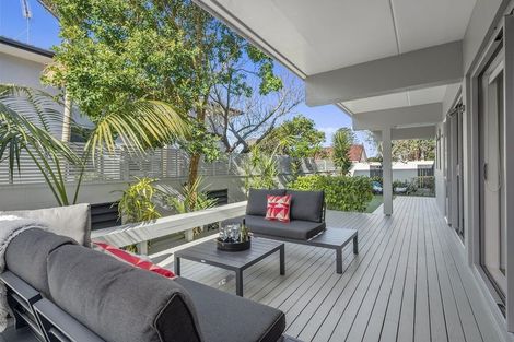 Photo of property in 2/19a Sanders Avenue, Takapuna, Auckland, 0622