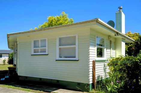Photo of property in 2 Gear Street, Utuhina, Rotorua, 3015