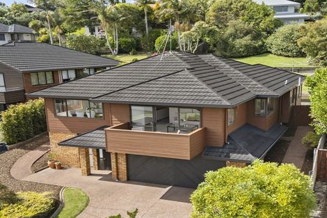 Photo of property in 24 Bayside Drive, Browns Bay, Auckland, 0630