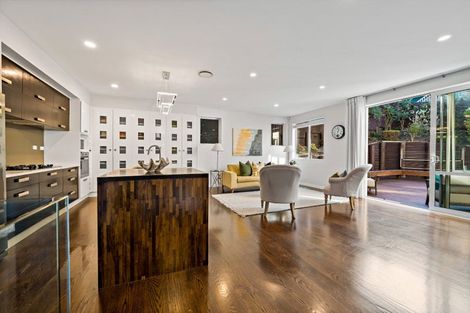 Photo of property in 52 Corricvale Way, Northcross, Auckland, 0630