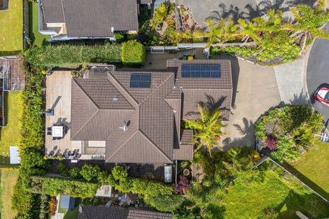 Photo of property in 13 Seagate Place, Red Beach, 0932