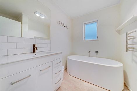 Photo of property in 282 Buckland Road, Mangere East, Auckland, 2024