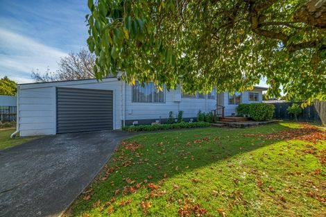 Photo of property in 10 Ashton Place, Highbury, Palmerston North, 4412