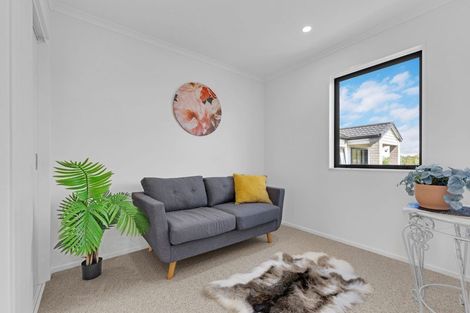 Photo of property in 8 Gardiner Grove, Wainuiomata, Lower Hutt, 5014